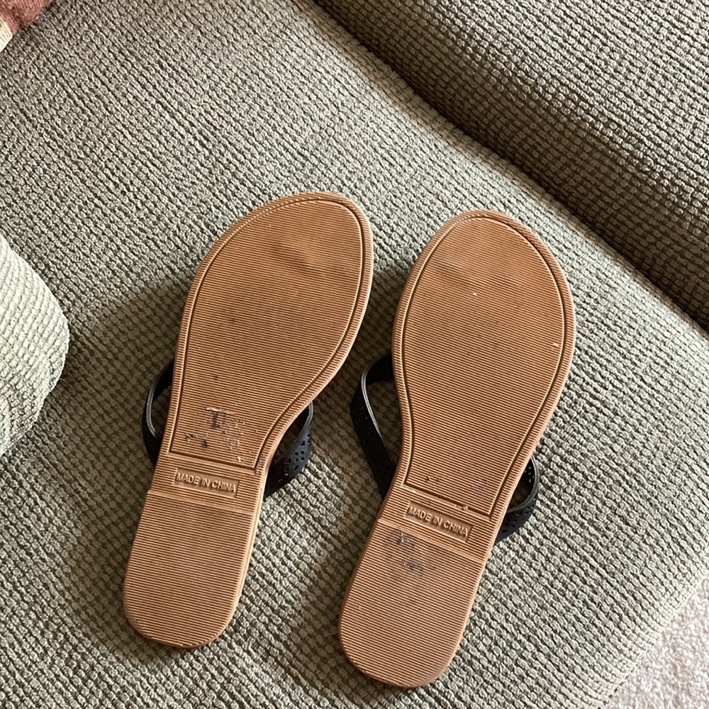 Sandals - Picture 3 of 3